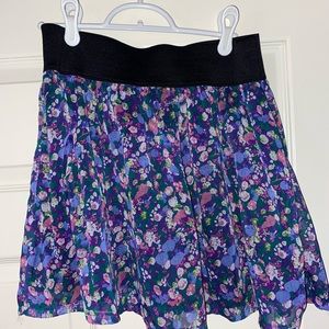 Floral skirt with black waist band, size Large